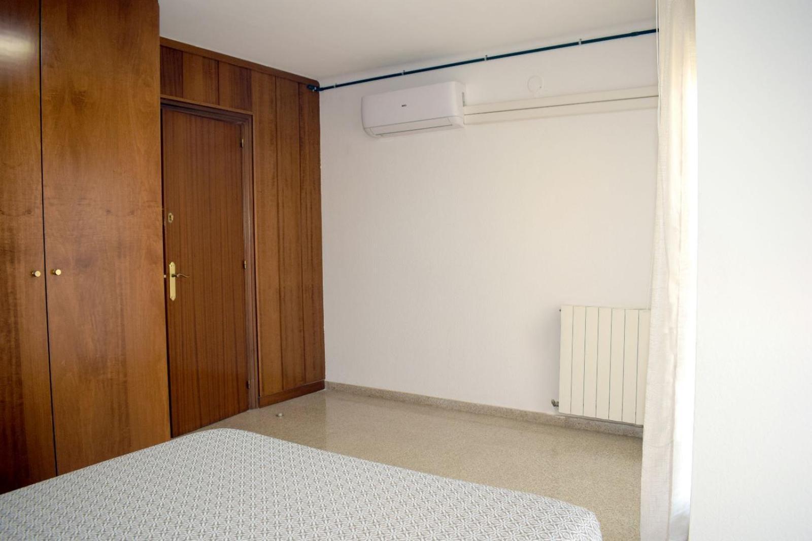 Apartamentos Atlas Terrassa IV Экстерьер фото